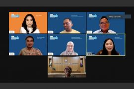 Kiat agar tak terjebak perusahaan teknologi fintech bodong