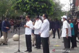 Presiden resmikan program bantuan tunai untuk PKL