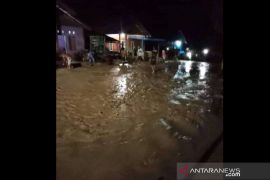 Desa Tuva di Kabupaten Sigi dilanda banjir