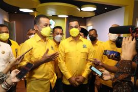 Artis Sultan Djorghi gabung Golkar Sumut