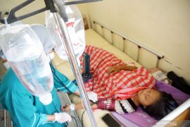 Siswa Keracunan Massal Usai PTM