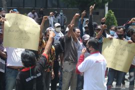 Tuntut Kesejahteraan Masyarakat Gunung Wilis