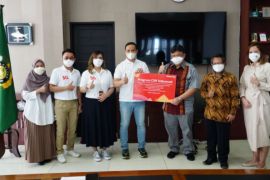 Telkomsel beri paket komunikasi dan layanan data bagi 400 tenaga medis FK USU