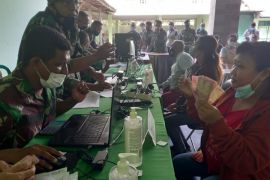 TNI AD di Bali salurkan bantuan tunai ke 5.000 PKL-UMKM