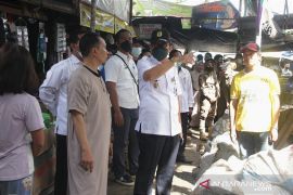 Tinjau lokasi kebakaran, Wabup HST minta Disdag segera koordinasi lakukan pembenahan pasar