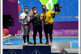 PON Papua - Lifter Kaltara Sumbang Satu Medali Perunggu