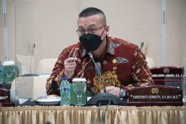 Opec Pangkas Perkiraan Permintaan 2021 Sebut Lonjakan Gas Membantu Antara News<script async src=