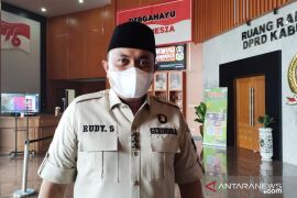 Ketua DPRD Bogor apresiasi TNI melalui TMMD penuhi kebutuhan infrastruktur jalan