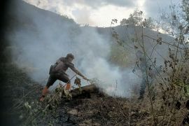 Padamkan Karthula, Kodim Pidie tempuh jarak empat jam jalan kaki ke lokasi