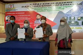 IAI Sultra dan BPOM Kendari kerja sama dalam pengawasan obat