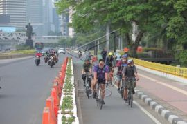 Polda Metro Jaya izinkan warga bersepeda di jalan umum Page 1 Small