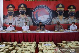 Polisi sita 1,37 ton ganja dari  jaringan Jakarta-Aceh-Medan
