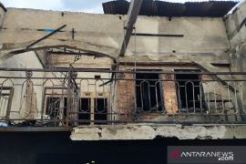 Bupati Siak beri bantuan korban insiden kebakaran tewaskan dua warga