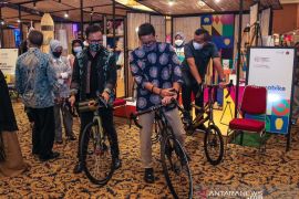 Sandiaga buka pameran Apresiasi Kreasi Indonesia 2021