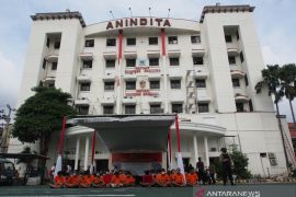 Polrestabes Surabaya berantas kejahatan seiring melandainya kasus COVID-19