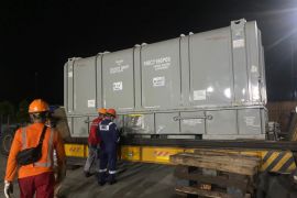 Komponen Mesin PLTMG Tiba, PLN Percepat Pemulihan Sistem Kalistrikan Pulau Bangka