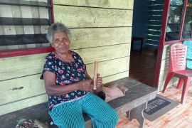 Masangkede, tradisi Suku Moi Sorong buat api dari bambu