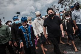 Bantuan BUMN untuk korban kebakaran warga suku Baduy