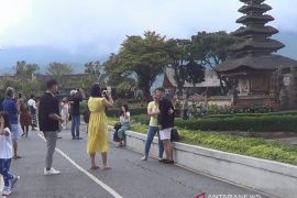 Objek wisata Bedugul mulai ramai (video)