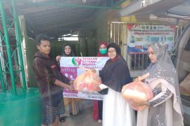 KS2 kunjungi korban longsor di Desa Masintan