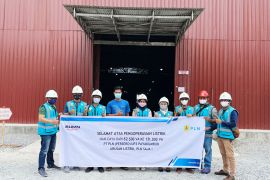 Usaha ternak ayam modern di Payakumbuh tambah daya listrik, kebutuhan meningkat