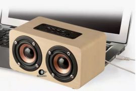Kipas portabel dan speaker vintage ceriakan interior mobil