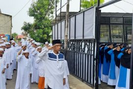Peringati Hari Santri, Ponpes Ar-Rahmah gelar upacara dan lomba