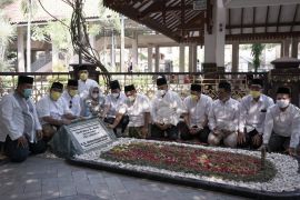 Ketua Golkar Jatim: Hari santri momentum teladani semangat juang KH Hasyim Asyari