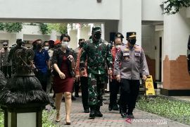 Di Nusa Dua, Panglima TNI minta hotel pastikan tamu asing nyaman saat karantina