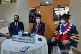 Menko PMK dorong lulusan perguruan tinggi dapat ciptakan lapangan kerja