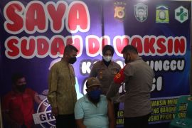 Polda Aceh gelar vaksinasi "saweu gampong", 271 orang disuntik vaksin COVID-19