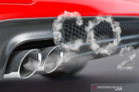 Knalpot motor mengeluarkan asap putih? Ini penyebabnya