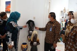 Kanwil Kumham DIY memamerkan seratusan karya kerajinan warga binaan