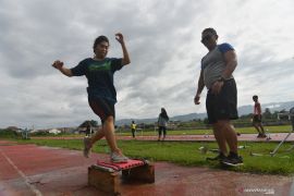 LATIHAN ATLETIK SULTENG JELANG PEPARNAS PAPUA Page 8 Small