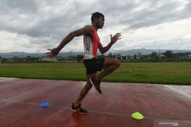 LATIHAN ATLETIK SULTENG JELANG PEPARNAS PAPUA Page 2 Small