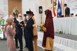 ULM sudah wisuda 253 dokter gigi untuk perkuat layanan kesehatan masyarakat