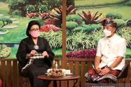 Putri Koster ajak masyarakat Bali perkuat tari sakral sesuai pakem