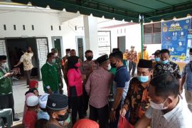 Ketua Apdesi Langkat bantu anak yatim disalurkan Al Jamiyatul Washliyah