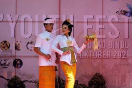 Lomba busana adat Bali