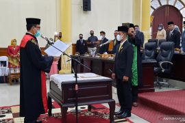 DPRD Pariaman lantik PAW Wakil Ketua masa jabatan 2019-2024