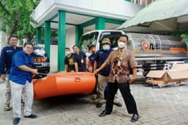 Lazismu Jateng serahkan peralatan tanggap bencana ke MDMC