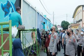 Wakapolda Kalsel: Pemural Banua penuh kreativitas bisa jadi penggerak roda ekonomi