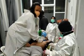 Delapan pekerja tiang jaringan operator seluler kesetrum, satu tewas