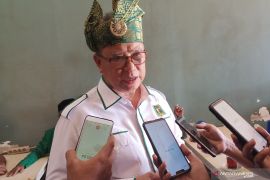 Bungkam hak masyarakat Meranti, anggota DPR RI ini sebut dua kementerian bersebrangan