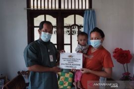 Ringankan Beban Biaya Pengobatan Warga Bangka, PT Timah Bantu Ibra dan Zalehsya