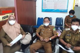 600 dosis vaksin frezer untuk warga Kelurahan Stabat Baru