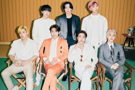 BTS "Dynamite" sukses raih sertifikat tripel platinum di Amerika