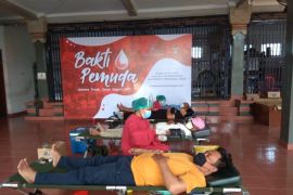 Kolaborasi KITA ajak pemuda di Denpasar gelar aksi donor darah