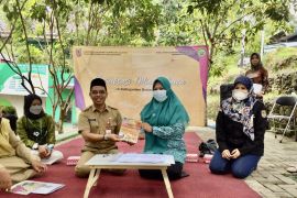 Dispersip sebar pojok baca untuk tingkatkan minat baca masyarakat