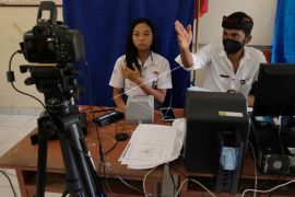 Perekaman data KTP bagi siswa SMA